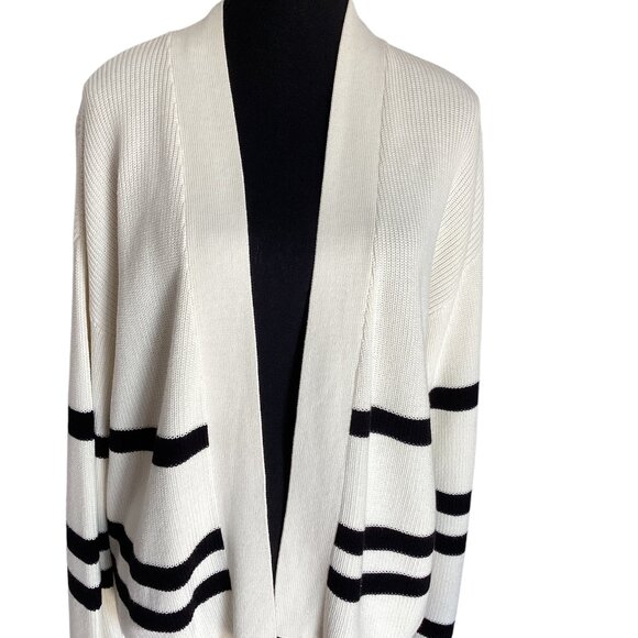 Banana Republic Cardigan - Cream/Black - Medium - Picture 3 of 5
